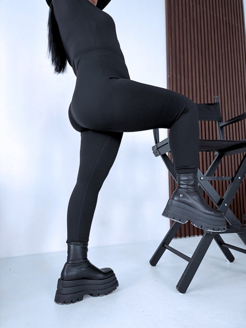 THERMO leggings "PERFECT BODY LM819" - BLACK PRE-ORDER